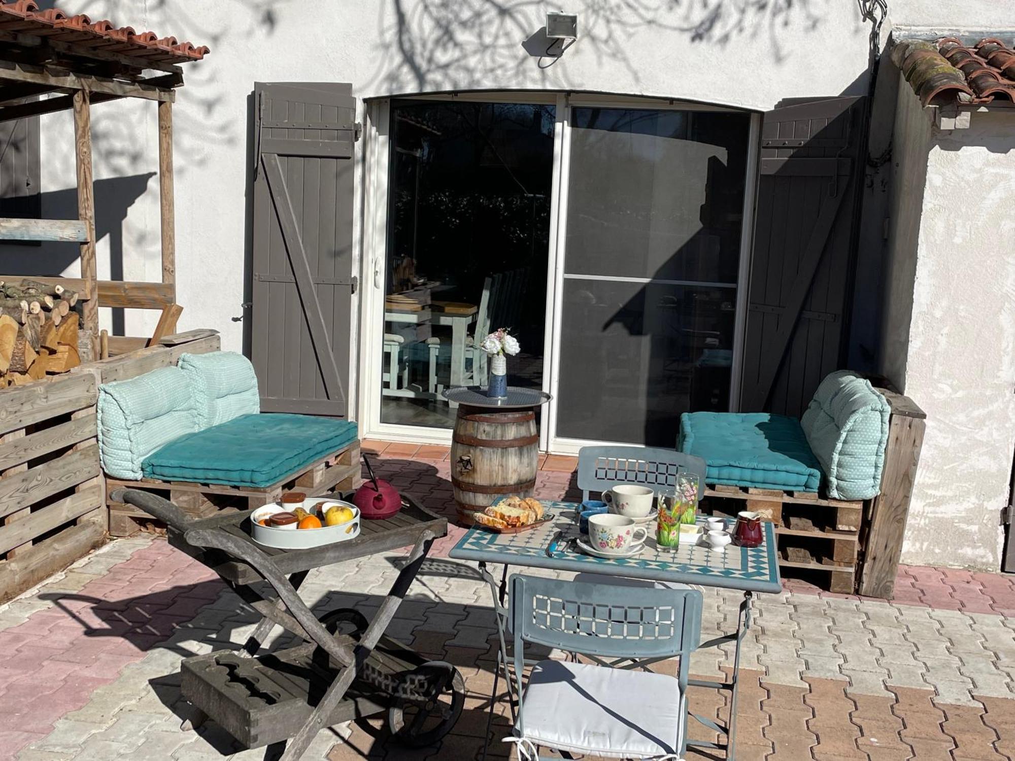 Arles Campagne Location "La Campagn'Arles" Bed & Breakfast Bagian luar foto